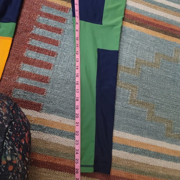 LAAIN Colorblock activewear SET medium - Picture 11 of 14